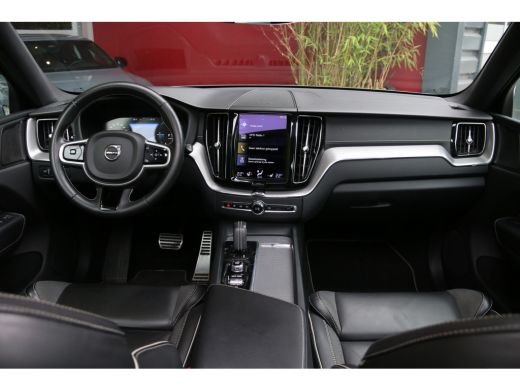 Volvo  XC60 2.0 T8 AWD Polestar Engineered | Panoramadak | Harman/Kardon | Pilot Assist | Trekhaak | 360 Came... ActivLease financial lease