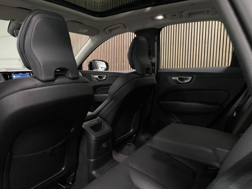 Volvo  XC60 T6 AWD Recharge Plus Dark | Trekhaak | 360° Camera | All Season banden | Adaptieve Cruise Control... ActivLease financial lease