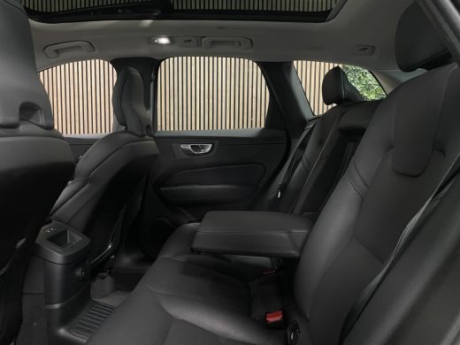 Volvo  XC60 T6 AWD Recharge Plus Dark | Trekhaak | 360° Camera | All Season banden | Adaptieve Cruise Control... ActivLease financial lease