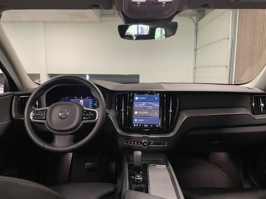 Volvo  XC60 T6 AWD Recharge Plus Dark | Trekhaak | 360° Camera | All Season banden | Adaptieve Cruise Control... ActivLease financial lease