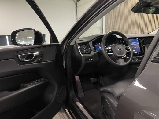 Volvo  XC60 T6 AWD Recharge Plus Dark | Trekhaak | 360° Camera | All Season banden | Adaptieve Cruise Control... ActivLease financial lease