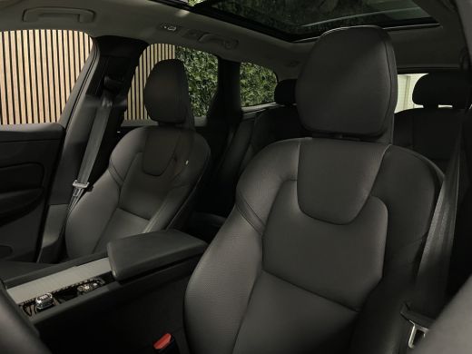 Volvo  XC60 T6 AWD Recharge Ultimate Bright | Luchtvering | Trekhaak | 360° Camera | Head-Up Display | Harman... ActivLease financial lease