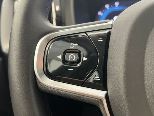 Volvo  XC60 T6 Plug-in hybrid AWD Ultimate Dark | Achterbank verwarmd | Apple Carplay/Android Auto|telefoonin... ActivLease financial lease