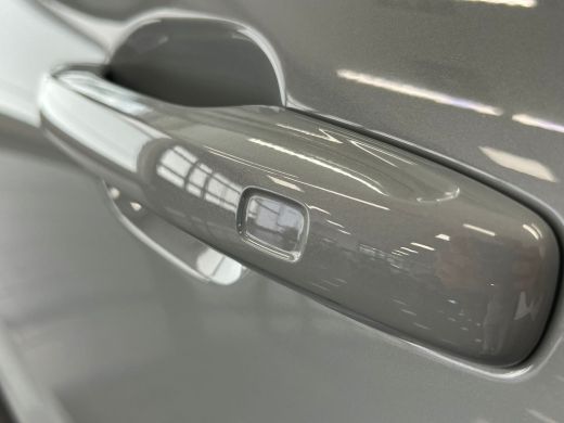 Volvo  XC60 T6 Plug-in hybrid AWD Ultimate Dark | Achterbank verwarmd | Apple Carplay/Android Auto|telefoonin... ActivLease financial lease