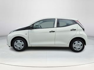 Toyota Aygo 1.0 VVT-i x-fun | 5 deurs | Airconditioning | Bluetooth | Dealer onderhouden |