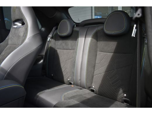 Abarth 500C 500e Cabrio Scorpionissima Tursmo 42kWh 3 Fase | Alcantara | Navigatie | Sportstoelen | Keyless-E... ActivLease financial lease