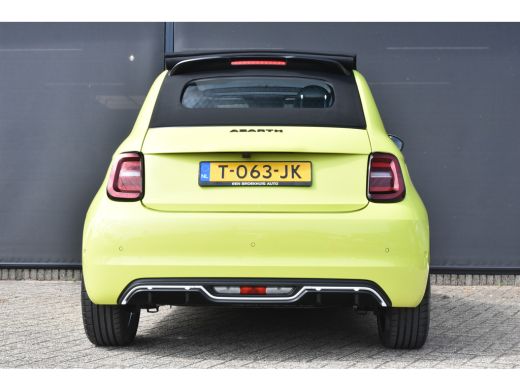 Abarth 500C 500e Cabrio Scorpionissima Tursmo 42kWh 3 Fase | Alcantara | Navigatie | Sportstoelen | Keyless-E... ActivLease financial lease