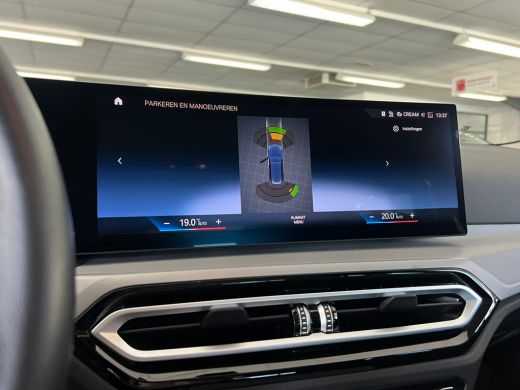 BMW 3 Serie Touring 318i NL AUTO | CARPLAY | ELEKTRISCHE KLEP | CRUISE | ActivLease financial lease