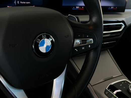 BMW 3 Serie Touring 318i NL AUTO | CARPLAY | ELEKTRISCHE KLEP | CRUISE | ActivLease financial lease