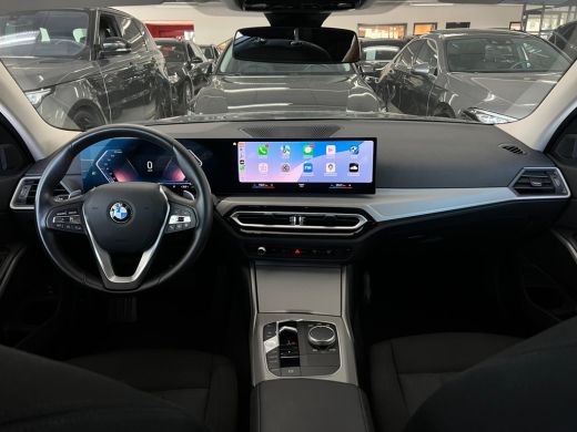 BMW 3 Serie Touring 318i NL AUTO | CARPLAY | ELEKTRISCHE KLEP | CRUISE | ActivLease financial lease