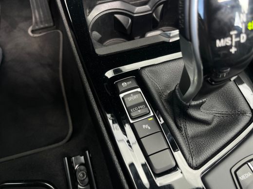 BMW X1 sDrive18i Executive Edition NL AUTO | PANO | TREKHAAK | CAMERA | ActivLease financial lease