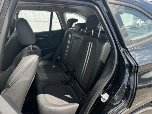 BMW X1 sDrive18i Executive Edition NL AUTO | PANO | TREKHAAK | CAMERA | ActivLease financial lease