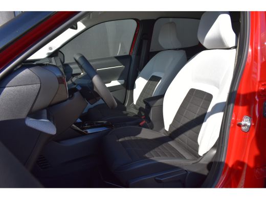 Citroën ë-C3 Max 113pk 44 kWh 3 Fase | Navigatie | Achteruitrijcamera | Full-LED | Climate Control | 17"LMV | !! ActivLease financial lease