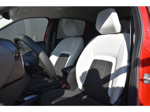 Citroën ë-C3 Max 113pk 44 kWh 3 Fase | Navigatie | Achteruitrijcamera | Full-LED | Climate Control | 17"LMV | !! ActivLease financial lease