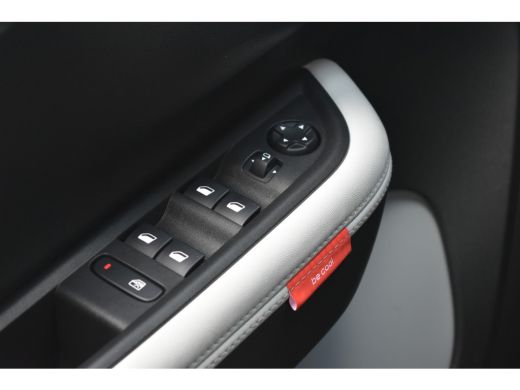 Citroën ë-C3 Max 113pk 44 kWh 3 Fase | Navigatie | Achteruitrijcamera | Full-LED | Climate Control | Parkeerse... ActivLease financial lease
