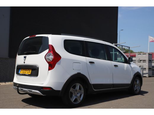 Dacia Lodgy 1.3 TCe 130pk/Stepway/7-persoons/Trekhaak/Navi/Cruise/Airco ActivLease financial lease