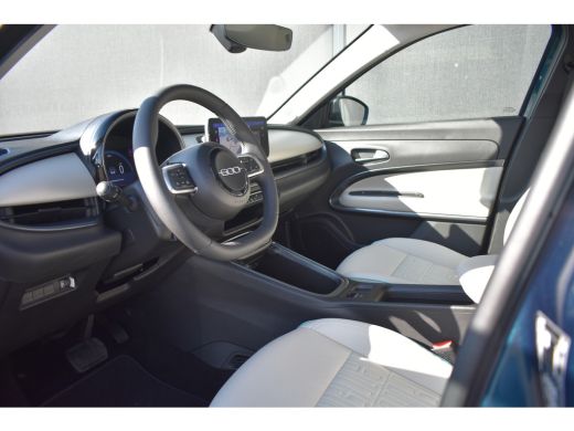 Fiat 600 1.2 Hybrid La Prima Automaat | Vol-Leder | Elektr. Stoelen | Massage | Elektr. Achterklep | Adapt... ActivLease financial lease