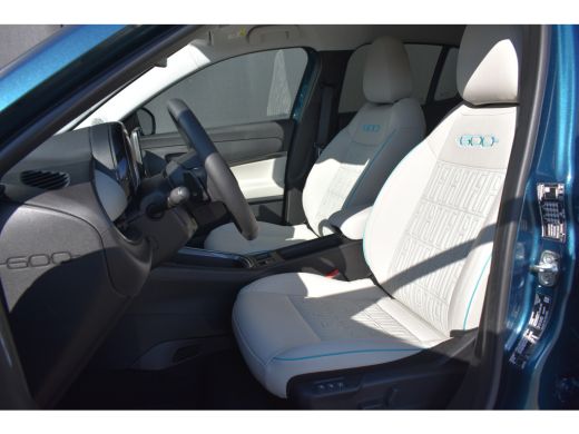 Fiat 600 1.2 Hybrid La Prima Automaat | Vol-Leder | Elektr. Stoelen | Massage | Elektr. Achterklep | Adapt... ActivLease financial lease