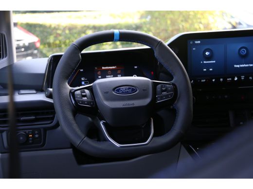 Ford E-Transit Custom 320 L2H1 MS-RT 65kWh dubbele cabine | Trekhaak | Camera | Stuur/stoelverwarming ActivLease financial lease