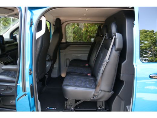 Ford E-Transit Custom 320 L2H1 MS-RT 65kWh dubbele cabine | Trekhaak | Camera | Stuur/stoelverwarming ActivLease financial lease