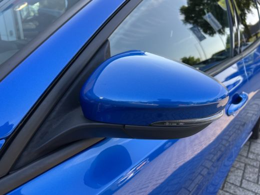 Ford Focus 1.0 125PK ST-Line STOEL-, STUUR-& VOORRUITVERWARMING| 18" LM VELGEN| CLIMATE CONTROL| KEYLESS ENT... ActivLease financial lease