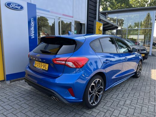 Ford Focus 1.0 125PK ST-Line STOEL-, STUUR-& VOORRUITVERWARMING| 18" LM VELGEN| CLIMATE CONTROL| KEYLESS ENT... ActivLease financial lease