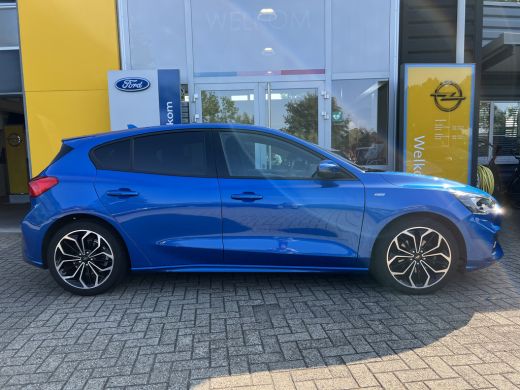 Ford Focus 1.0 125PK ST-Line STOEL-, STUUR-& VOORRUITVERWARMING| 18" LM VELGEN| CLIMATE CONTROL| KEYLESS ENT... ActivLease financial lease