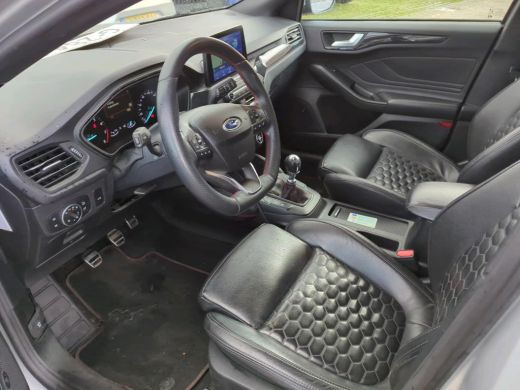 Ford Focus 1.5 EcoBoost ST Line Business NL AUTO | CARPLAY | CAMERA | LEDER | ActivLease financial lease