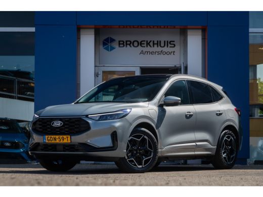 Ford Kuga 2.5 PHEV ST-Line | Schuif/kantel pano dak | Winterpakket | 19'' | Camera | Apple Carplay/Android ... Ford Kuga 2.5 PHEV ST-Line | Schuif/kantel pano dak | Winterpakket | 19'' | Camera | Apple Carplay/Android ...