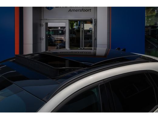 Ford Kuga 2.5 PHEV ST-Line | Schuif/kantel pano dak | Winterpakket | 19'' | Camera | Apple Carplay/Android ... ActivLease financial lease