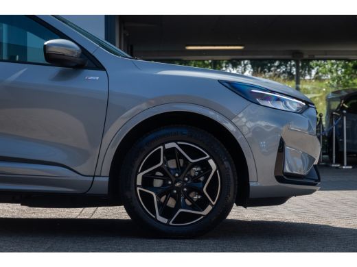 Ford Kuga 2.5 PHEV ST-Line | Schuif/kantel pano dak | Winterpakket | 19'' | Camera | Apple Carplay/Android ... ActivLease financial lease
