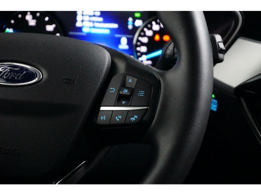 Ford Kuga 2.5 PHEV Titanium | Wegklap Trekhaak | Winter-pack | 4-season banden | Standkachel | Parkeersenso... ActivLease financial lease