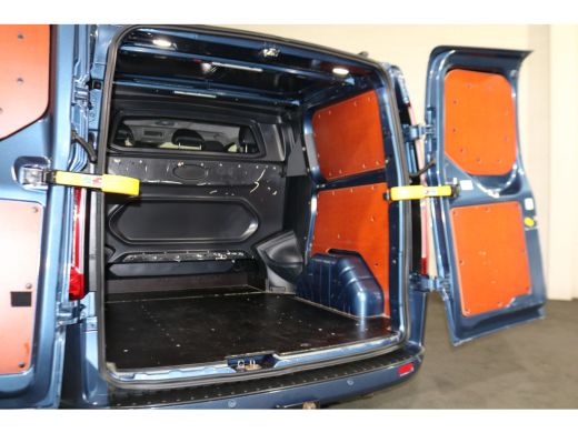 Ford Transit Custom 2.0 TDCI L1 H1 185pk Sport DC Automaat Navigatie Camera Trekhaak ActivLease financial lease