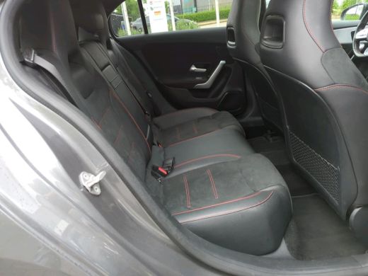 Mercedes-Benz A-Klasse 180 Business Solution AMG NL AUTO | PANO | STOELVERW | CAMERA | ActivLease financial lease