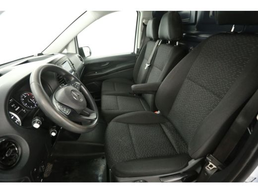 Mercedes-Benz Vito 114 CDI Lang Automaat Airco Camera Trekhaak Cruise Carplay 3 Persoons 16''LMV PDC ActivLease financial lease