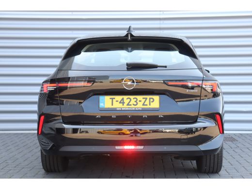 Opel Astra Sports Tourer 1.6 TURBO 180PK HYBRID AUTOMAAT / NAVI / CLIMA / LED / PDC / 17" LMV / BLUETOOTH / ... ActivLease financial lease