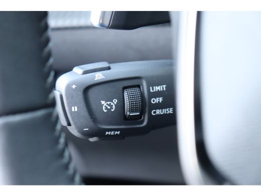 Peugeot 2008 1.2 PURETECH 130PK ALLURE PACK AUTOMAAT / NAVI / LEDER / CLIMA / LED / PDC / 17" LMV / CAMERA / K... ActivLease financial lease