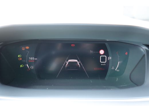 Peugeot 2008 1.2 PURETECH 130PK GT PACK AUTOMAAT / NAVI / LEDER / CLIMA / PDC / 17" LMV / CAMERA / KEYLESS / F... ActivLease financial lease