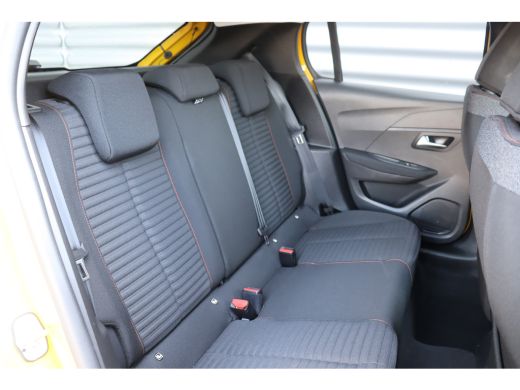 Peugeot 208 1.2 PURETECH 75PK ACTIVE PACK / NAVI / CLIMA / LED / PDC / 16" LMV / WINTERPAKKET / BLUETOOTH / C... ActivLease financial lease