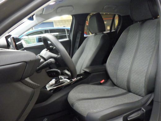 Peugeot 208 1.2 Turbo 100-PK Allure | CAMERA | CLIMATE CONTROL | LED | PDC V+A | CARPLAY | ActivLease financial lease