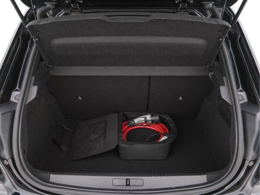 Peugeot e-208 EV GT 350 50 kWh [ 3-Fase ] (INCL-BTW) *FULL-LED | DIGI-COCKPIT | BLINDSPOT | CAMERA | LEATHER-AL... ActivLease financial lease