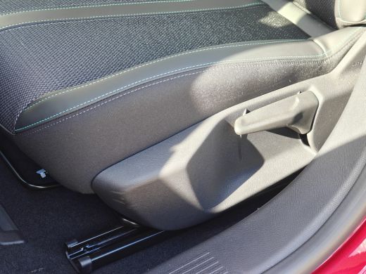 Peugeot e-308 Allure, (2024-D0-2) | 8 jaar fabrieksgarantie of 160.000 kilometer op het accupakket | Achteruitr... ActivLease financial lease