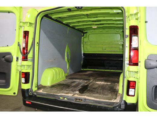 Renault Trafic 1.6 dCi 145pk L2 H1 Airco Trekhaak Camera ActivLease financial lease