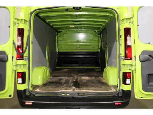 Renault Trafic 1.6 dCi 145pk L2 H1 Airco Trekhaak Camera ActivLease financial lease