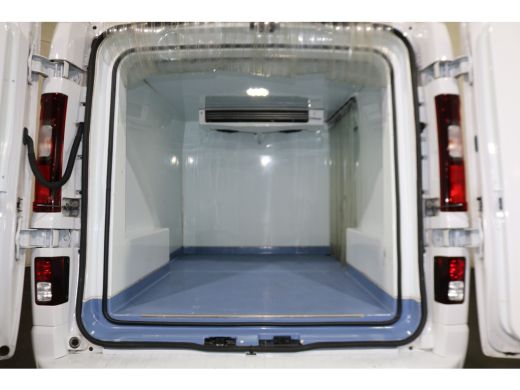 Renault Trafic 2.0 dCi 120pk L1 H1 Koelwagen Dag en Nacht Airco Navigatie Trekhaak ActivLease financial lease