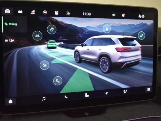 Skoda Kodiaq 1.5 TSI 204pk PHEV Tour Edition l 20" Velgen l 360 gr Camera l Panorama dak | Dodehoekdetectie | ... ActivLease financial lease