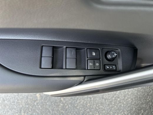 Toyota Corolla Cross Hybrid 140 Style ActivLease financial lease