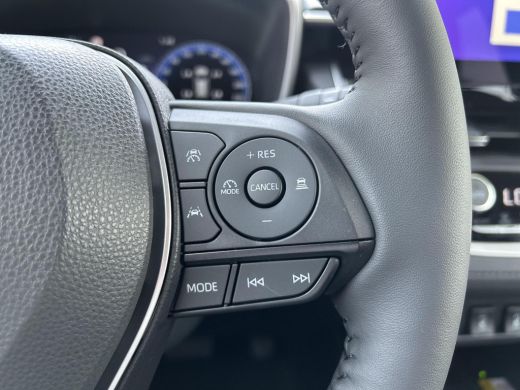 Toyota Corolla Cross Hybrid 140 Style ActivLease financial lease