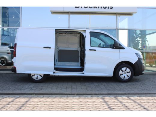 Volkswagen e-Transporter VOOR MEKAAR DEALS | Life Intro | 64 kWh | 218 pk | L1 | Trekhaak | Stoelverwarming | Achteruitrij... ActivLease financial lease