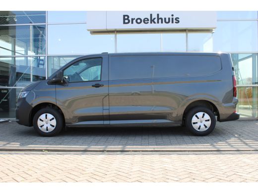 Volkswagen e-Transporter VOOR MEKAAR DEALS | Life Intro | 64 kWh | 218 pk | L2 | Trekhaak | Stoelverwarming | Achteruitrij... ActivLease financial lease